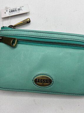 Fossil NWT Explorer Flap Clutch Wallet MINT GREEN Leather Credit Cards Coin Zip